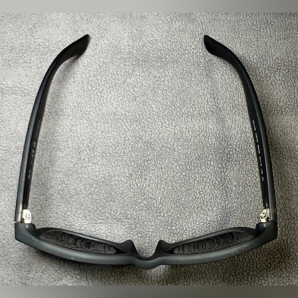 RAY BAN JUSTIN RB4165 852/88 54-16 MATTE GRAY FRAME ONLY $176 - Picture 11 of 12